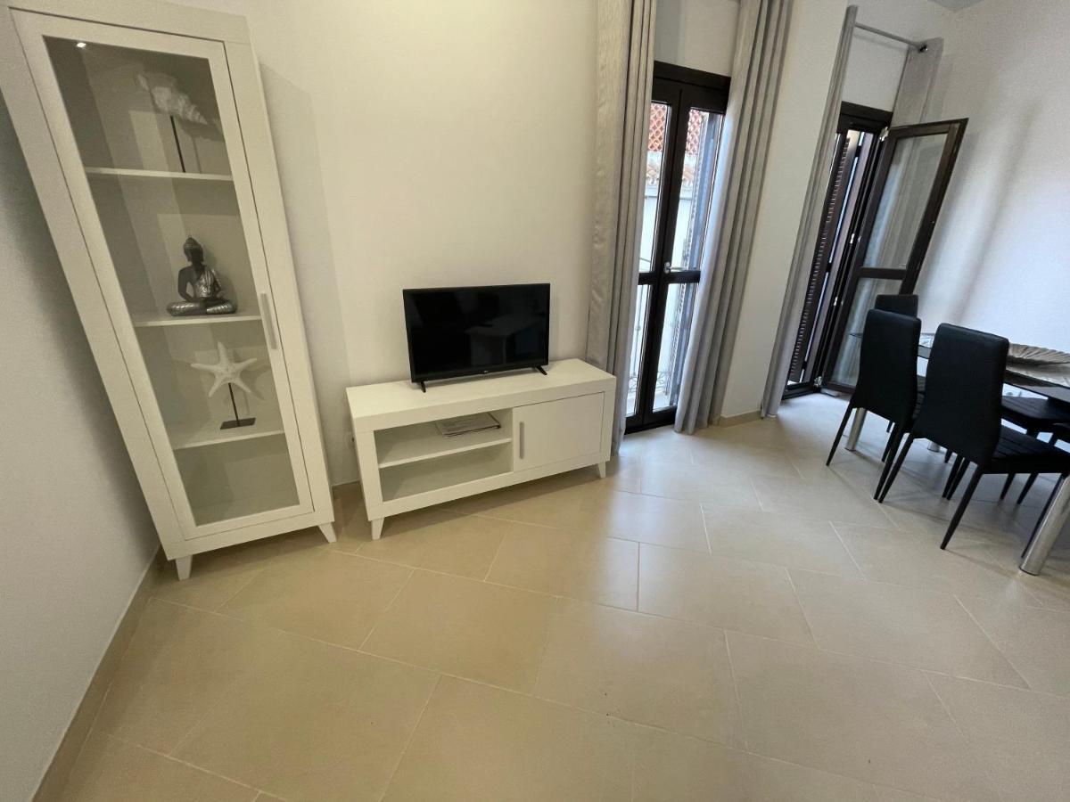 Royal Suites Estepona By Croma Bagian luar foto