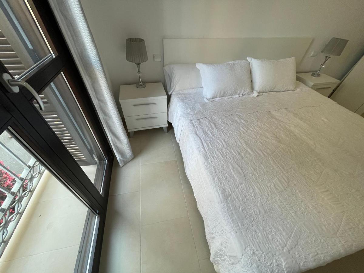 Royal Suites Estepona By Croma Bagian luar foto