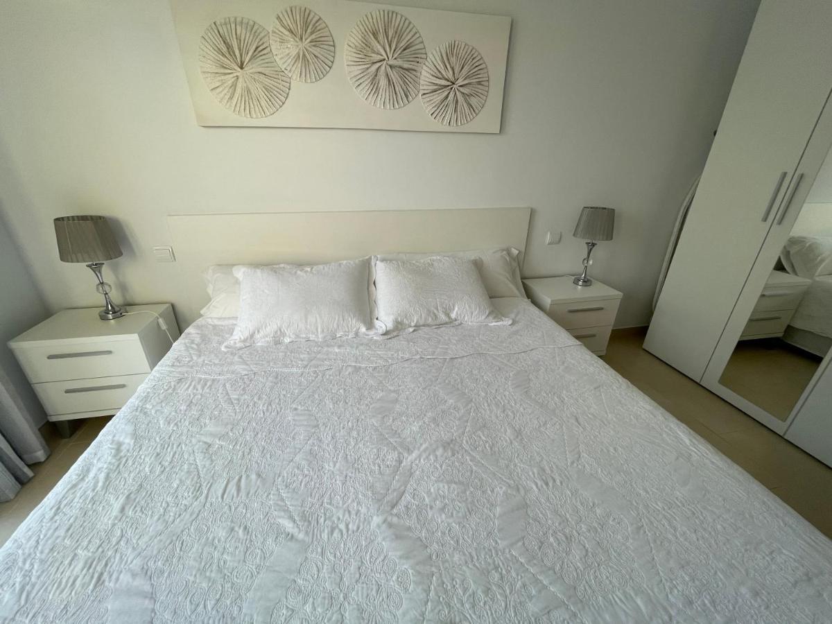Royal Suites Estepona By Croma Bagian luar foto