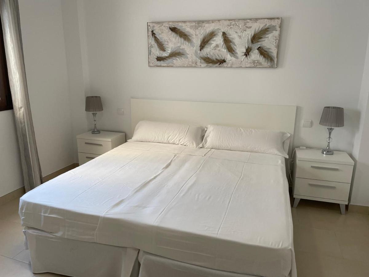 Royal Suites Estepona By Croma Bagian luar foto