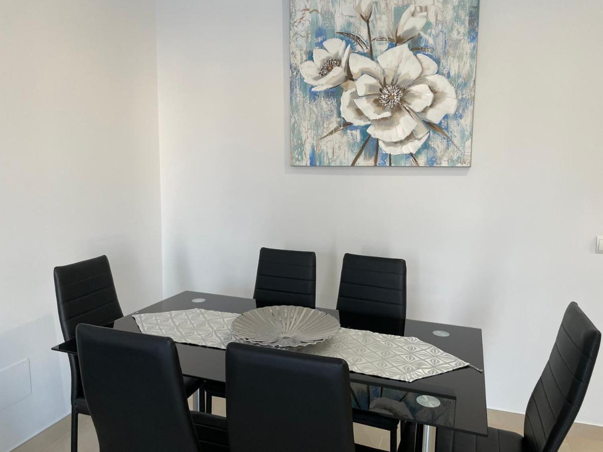 Royal Suites Estepona By Croma Bagian luar foto