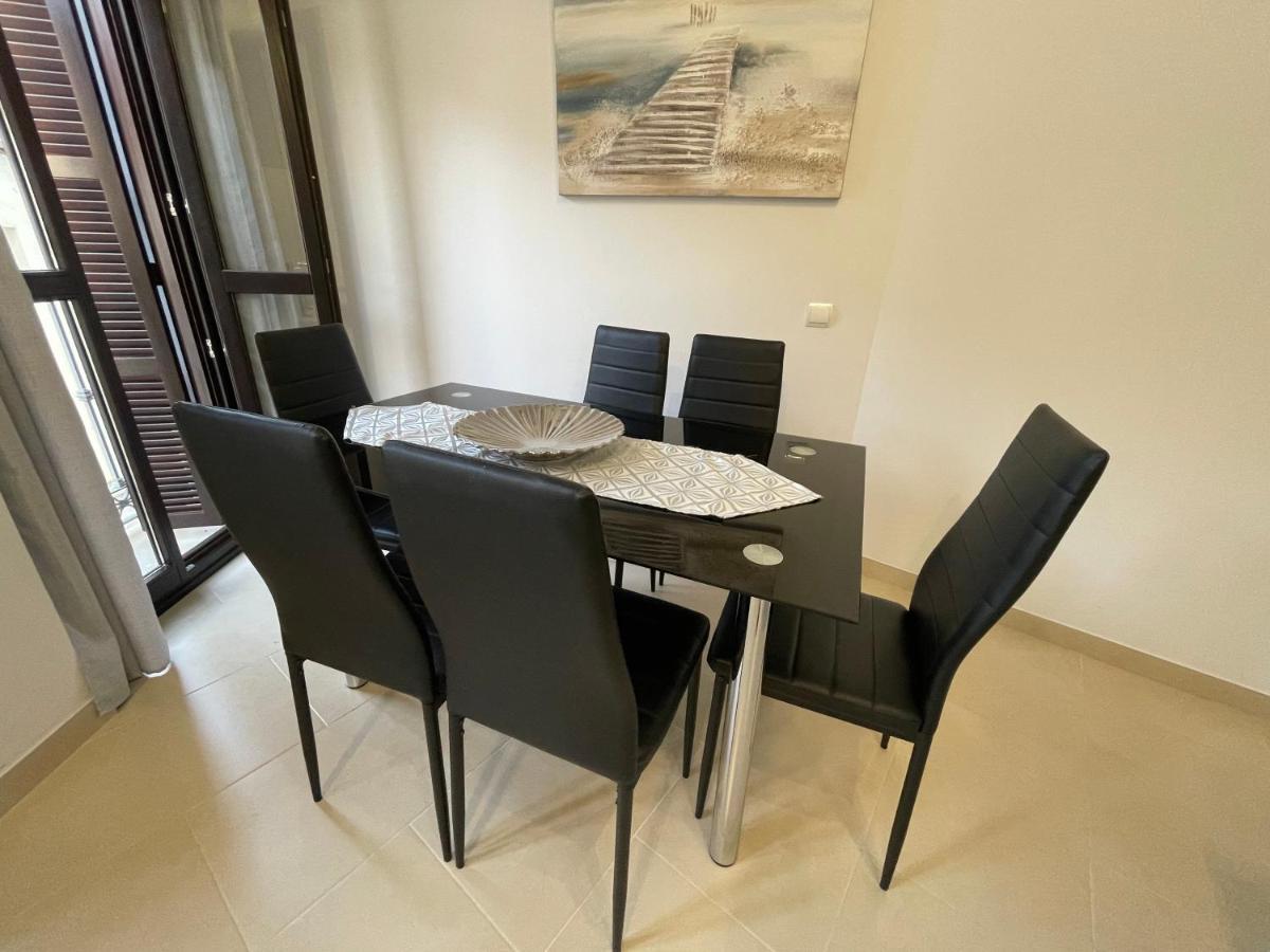 Royal Suites Estepona By Croma Bagian luar foto