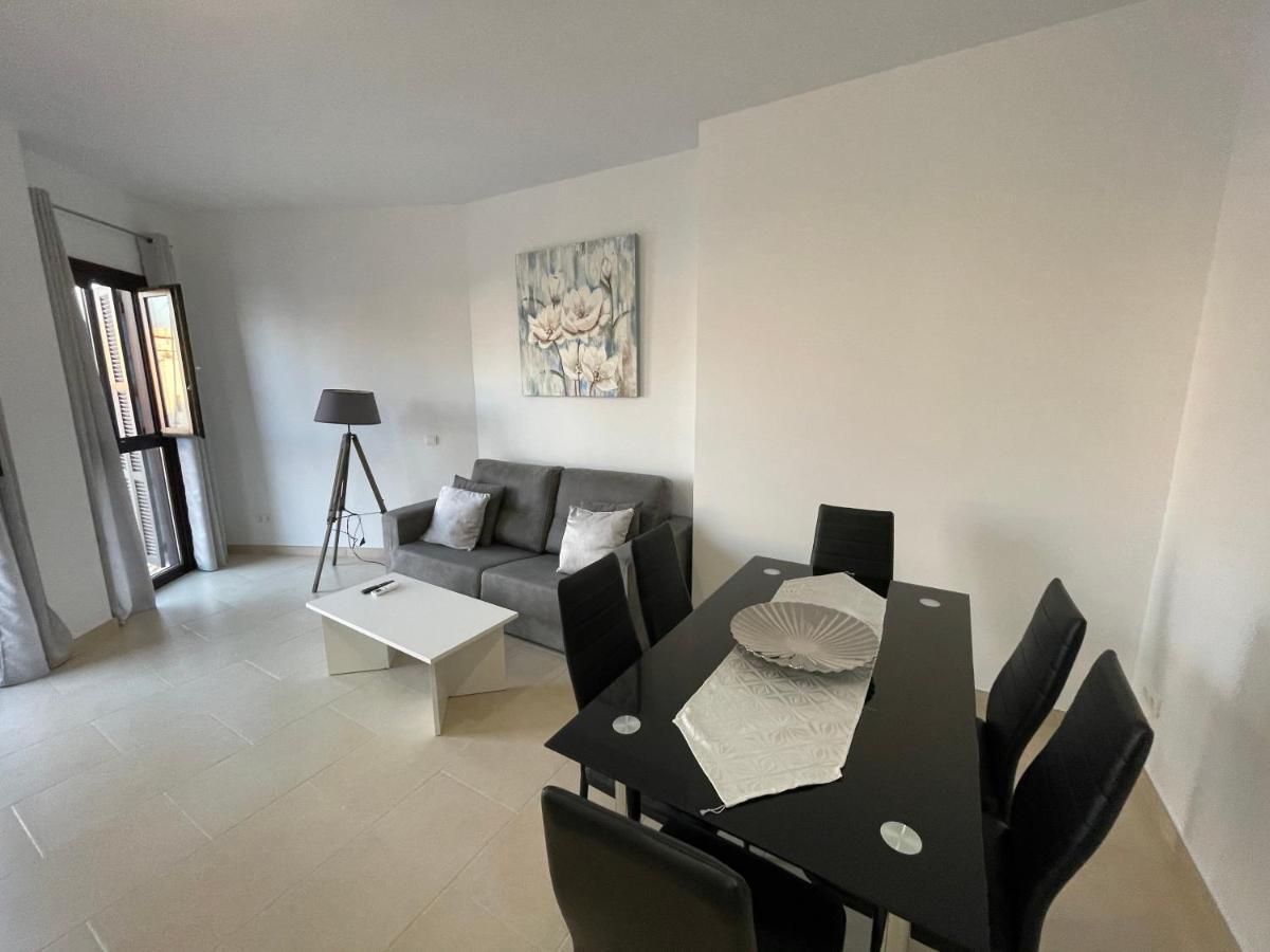 Royal Suites Estepona By Croma Bagian luar foto