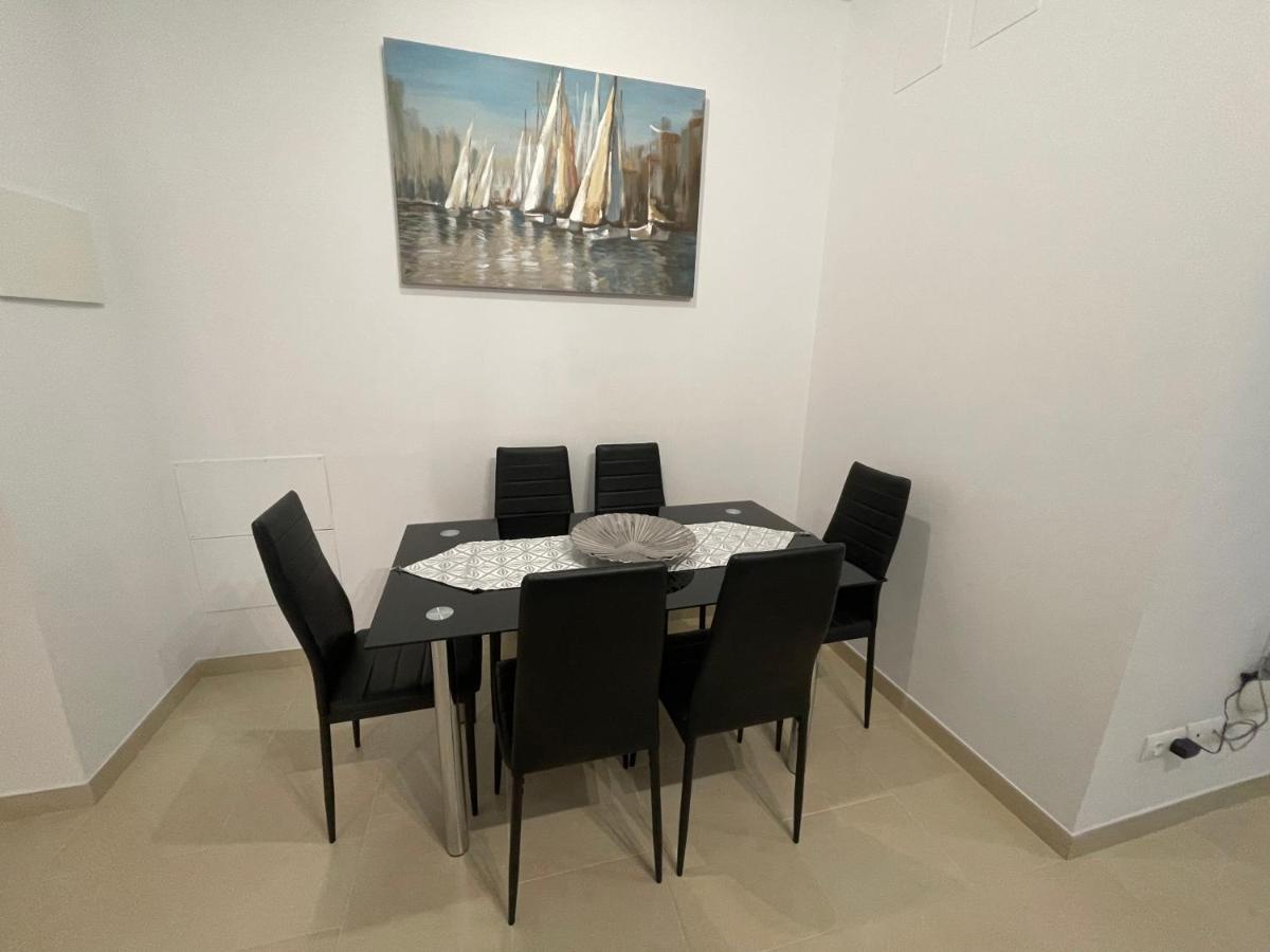 Royal Suites Estepona By Croma Bagian luar foto